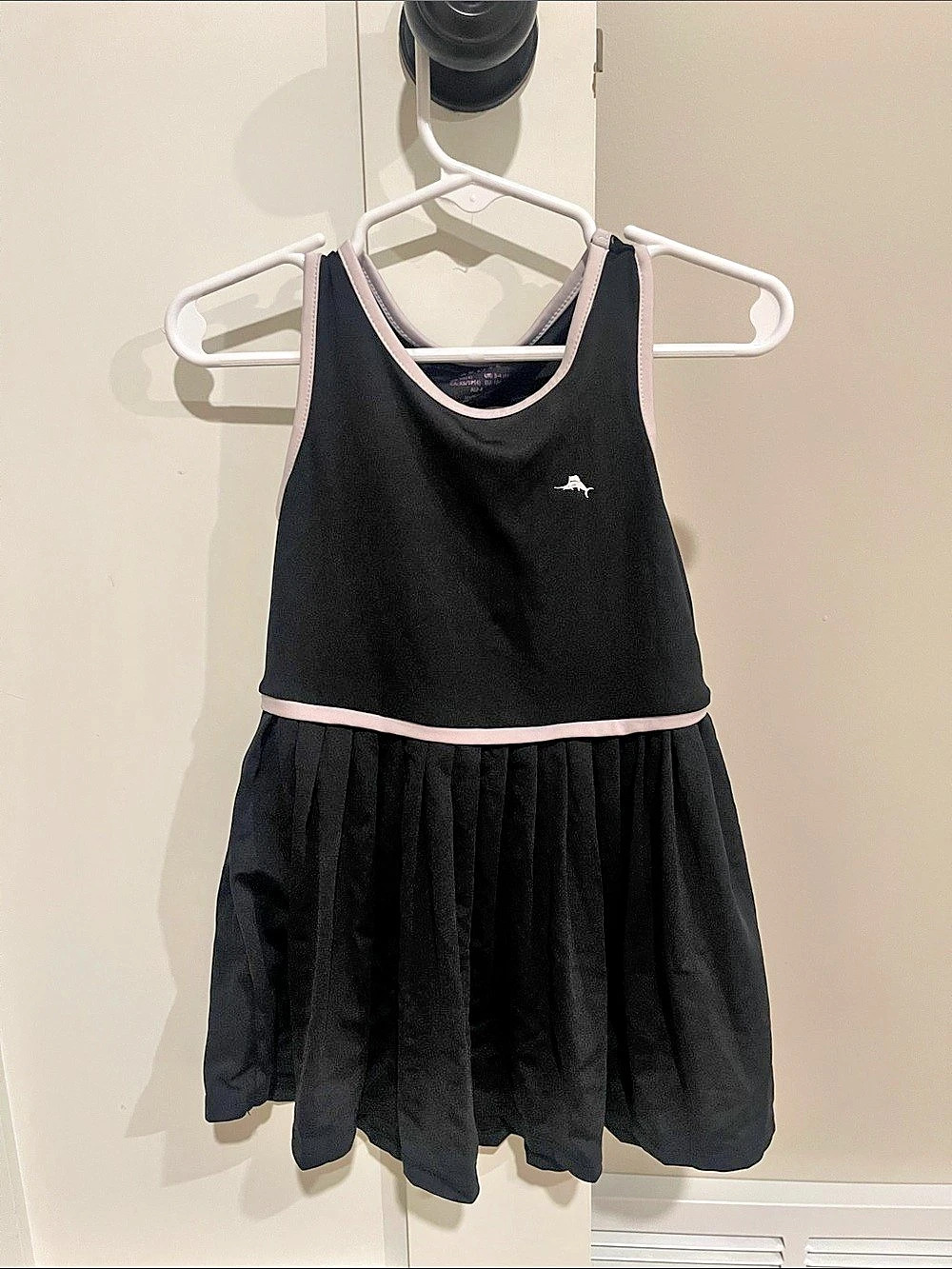 Tommy Bahama Girls Black & Pink Dress Size XS (4)